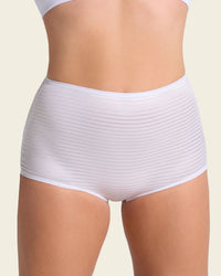 000 White