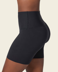 700 Black